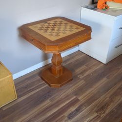 Very Nice, Solid Wood, Sturdy Chess And Backgammon Table.  