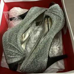 Women’s 7 Medium Style & Co.  Sparkly Heel