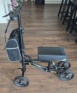 Knee Scooter