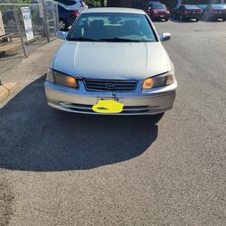 2000 Toyota Camry