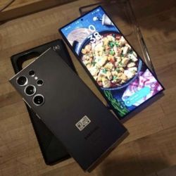 UNLOKED S24 ULTRA 256GB ($650)