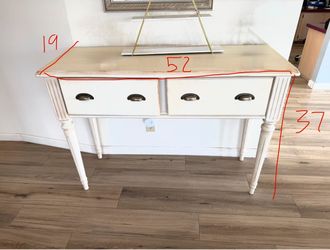 Accent Table