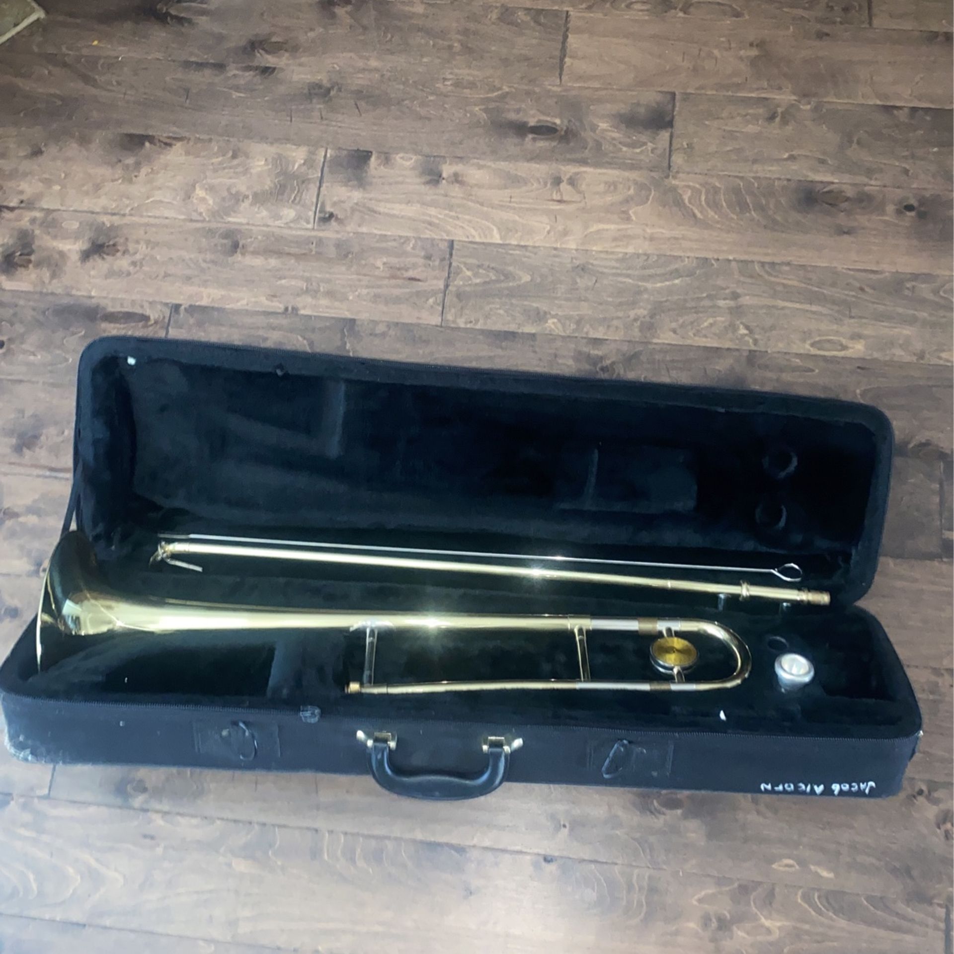 TROMBONE FOR SALE 