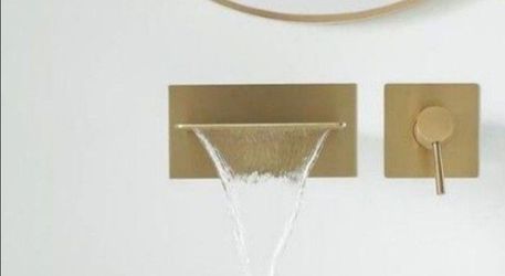Brushed Gold Bathroom Faucet/Bathtub Spout Waterfall Wall Mount Single Handle