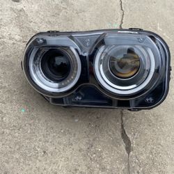 Headlight Challenger 2015-2022