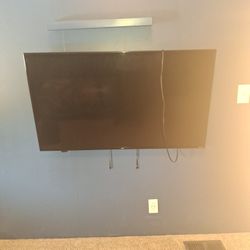 50" JVC Roku TV
