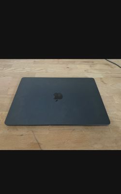 2023 MacBook Air M2 15in