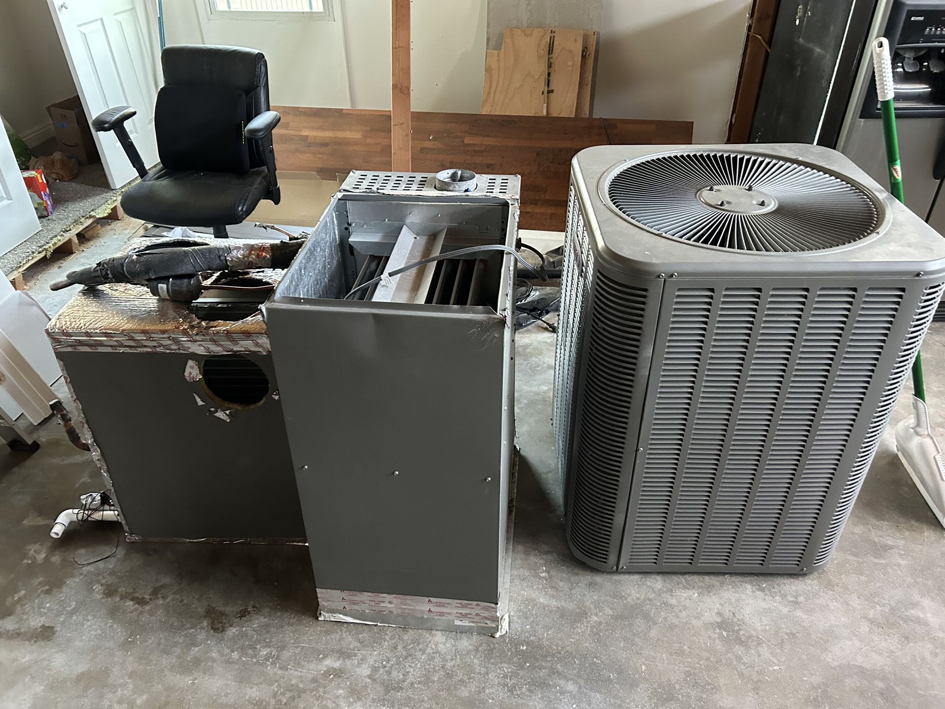 Lennox 4ton 410a Up flow Complete HVAC System