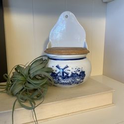 Teleflora Blue-and-White Ceramic Wall Pocket with Wooden Lid 
