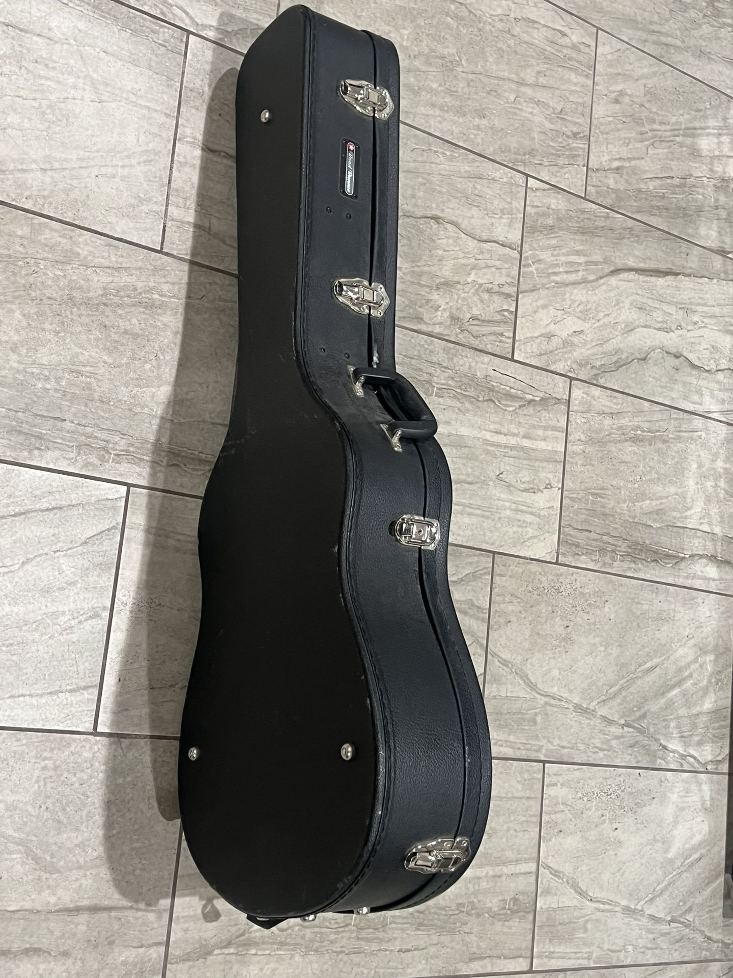 Road Runner Guitar Hard Case