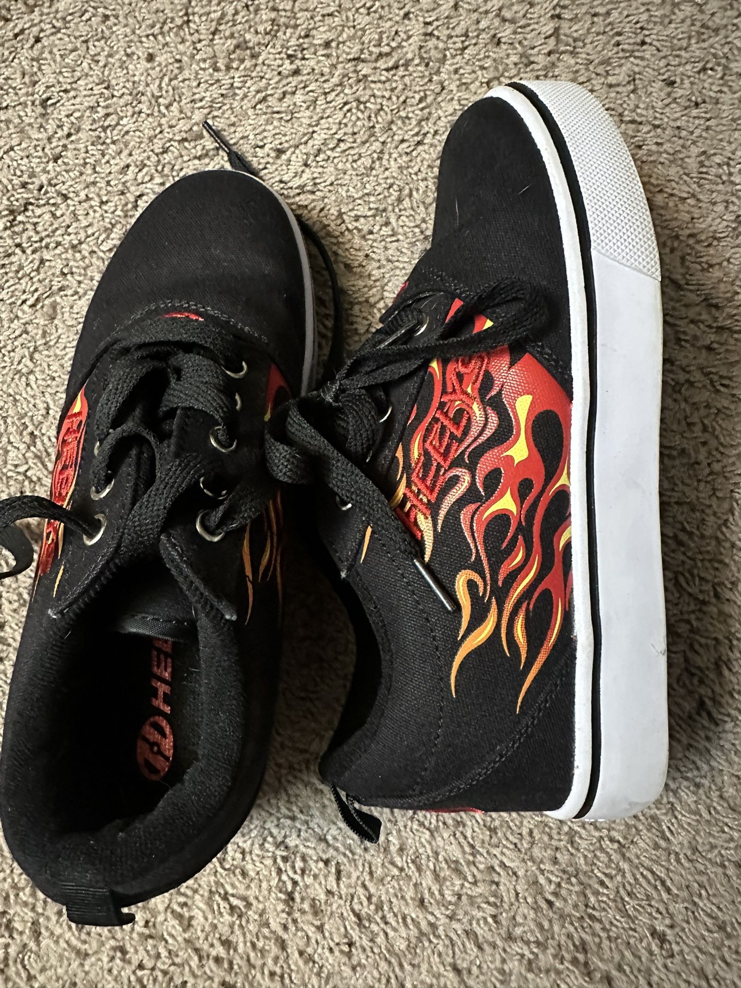 Heelys Shoes