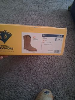Steel toe boots