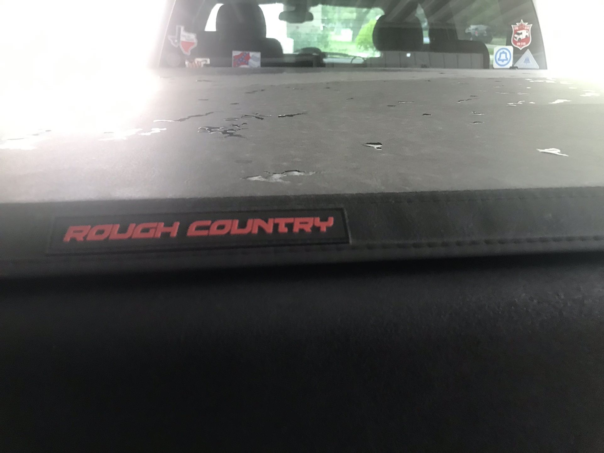 Tri-fold Bed Cover For 2007-2017 GMC Or Chevy