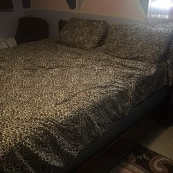 King size bed