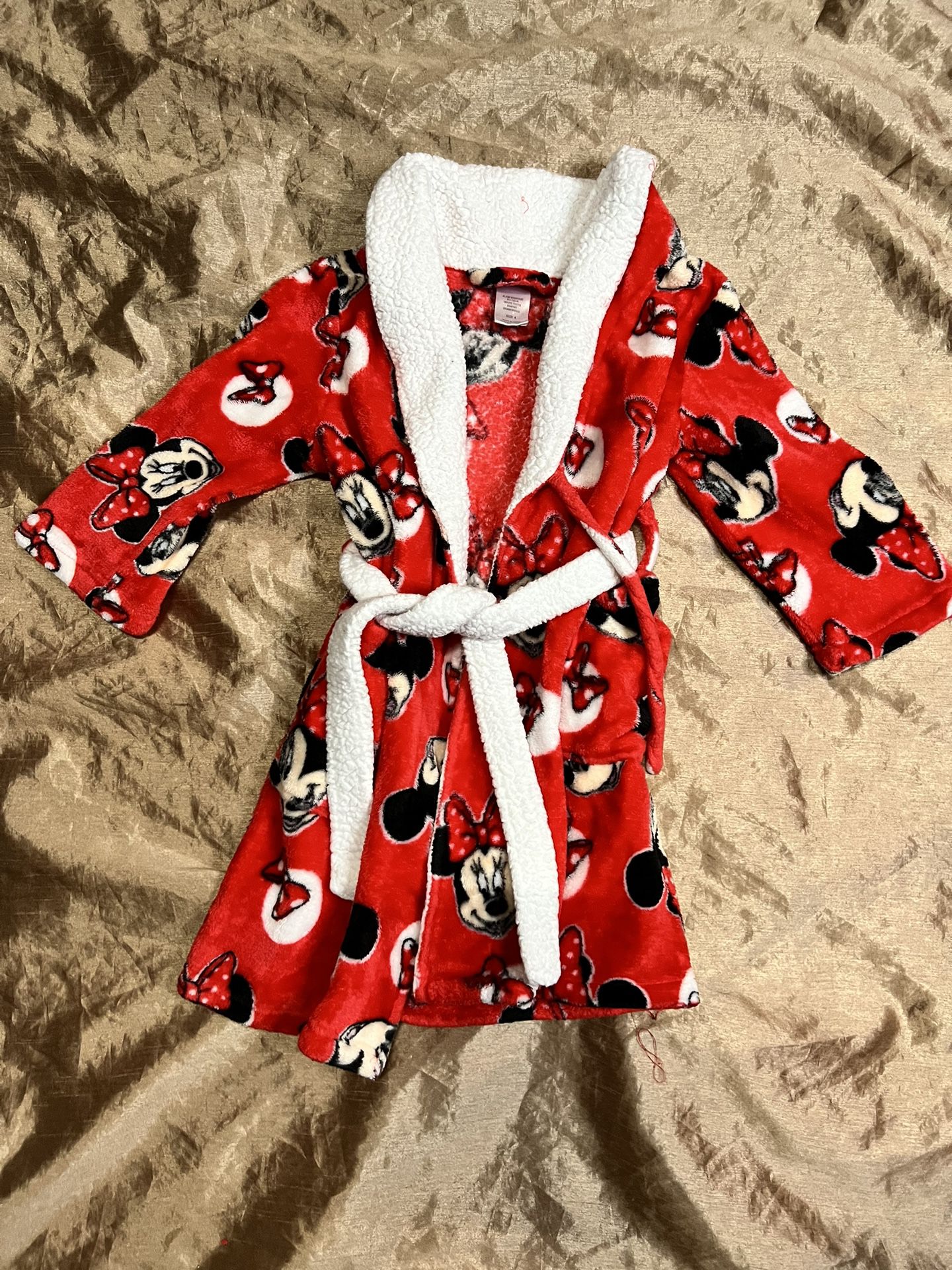Disney Girl's Robe Minnie Mouse all over print red while Size 4