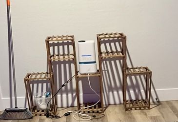 Cute Brown Plant Stand