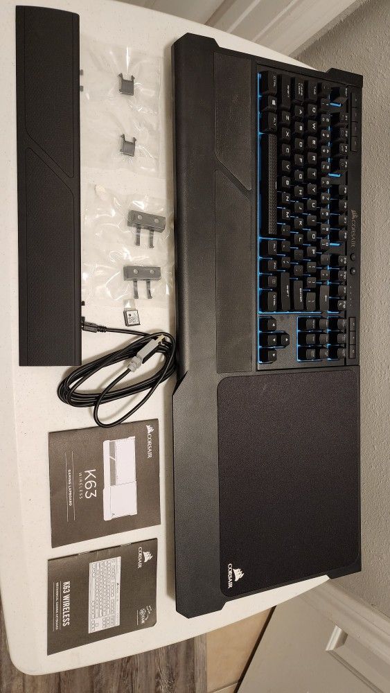 Corsair Lapboard And K63 Mechanical Wireless Keyboard
