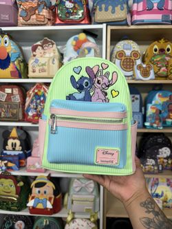 Mochila Loungley Each $95