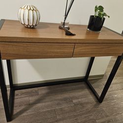 MODERN CONSOLE TABLE