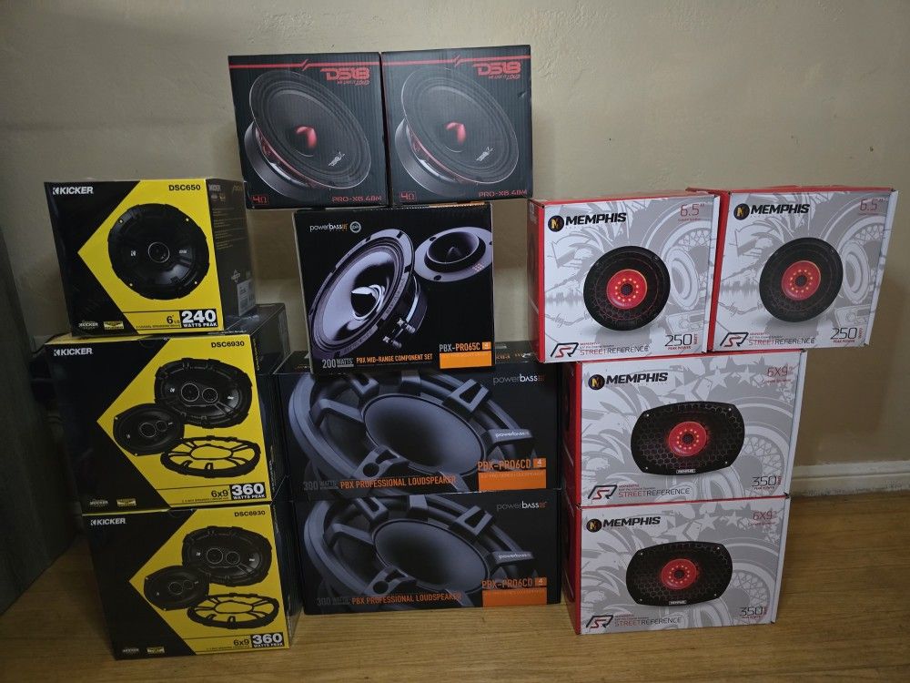 Bocinas (Car Speakers)