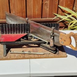 Vintage Miter Box Saw Millers Falls 1264C All Steel
