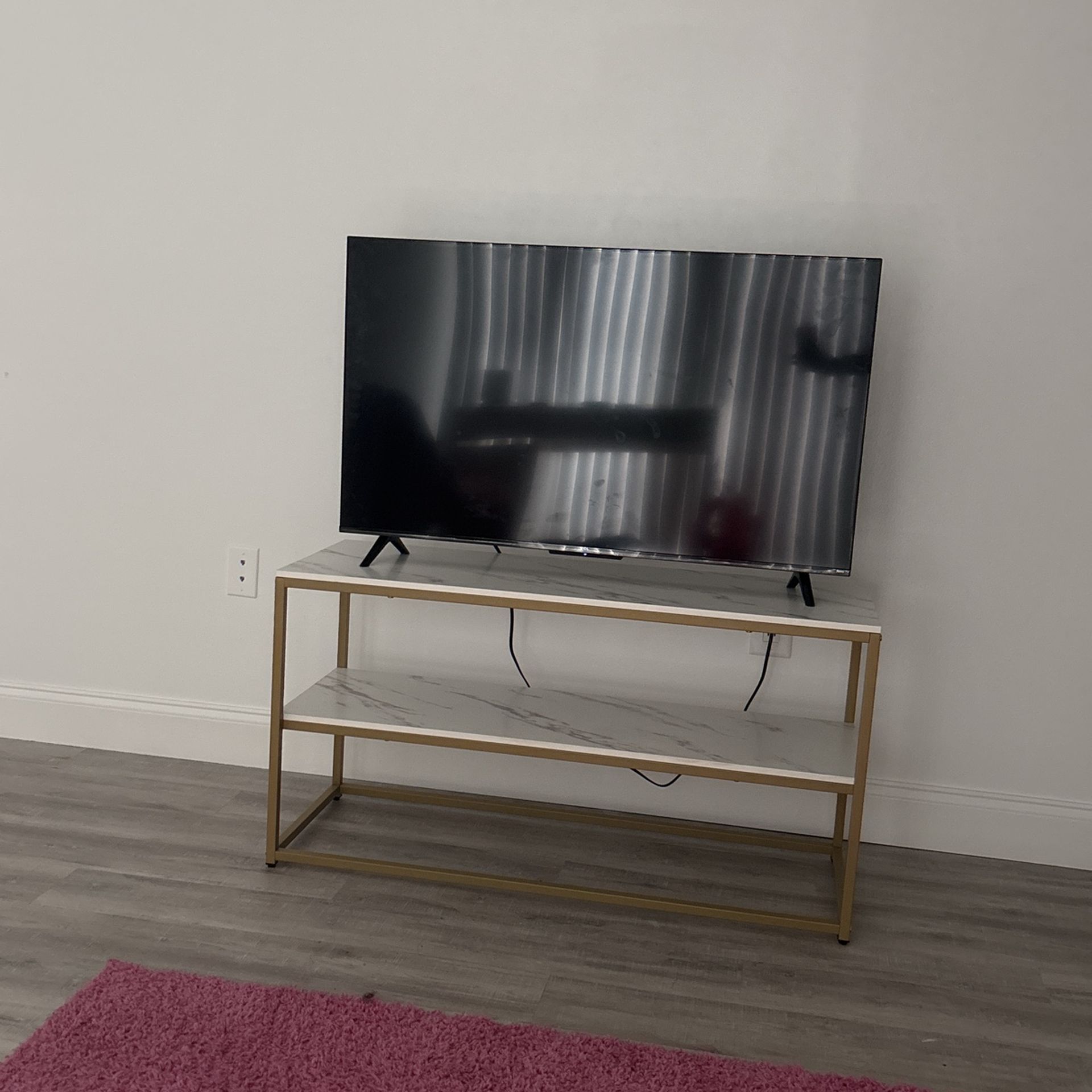 Tv/tv Stand