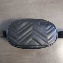 Womens Belt Bag/ Fanny Pack Black Nwot