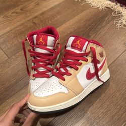 Nike Air Jordan 1 Mid Red/White/Tan – Clean Condition
