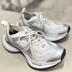 Printed round toe mesh breathable low-top running shoes outdoor functional shoes men's white