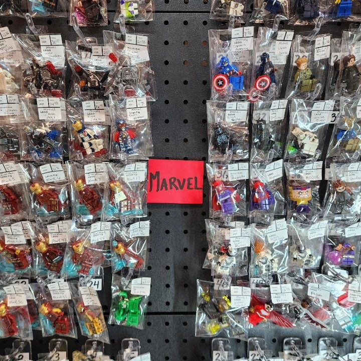 Genuine LEGO Minifigures Sets and Bulk!