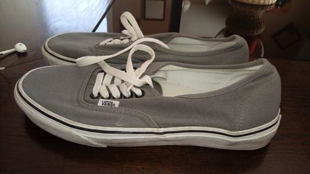 VANS shoes mens size 8....... Women9.5