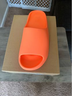 Yeezy Slides Enflame SZ11