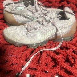  Nike Air VaporMax sneakers in a "String" or "Phantom White" colorway