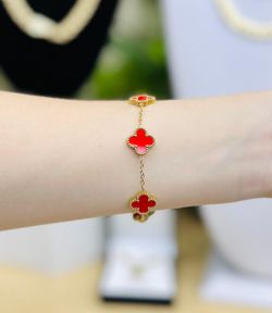 The Perfect Gift / Beautiful Bracelet 