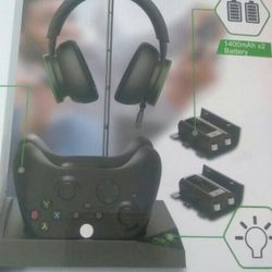 4 In X Box Series s Stand