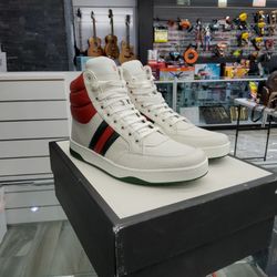 Gucci Leather High Top Sneaker Size 7 1/2