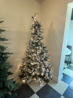 Flocked Artificial Christmas Tree with Lights