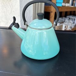 Le Creuset Enamel Tea Kettle 