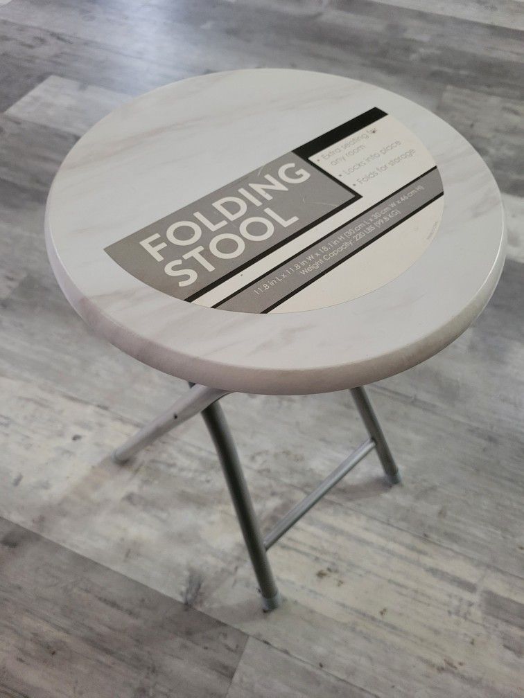 NEW FOLDING STOOLS (SIZE ON PICTURE)