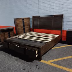 Solid King Size Bedroom Set With Base Good Condition 