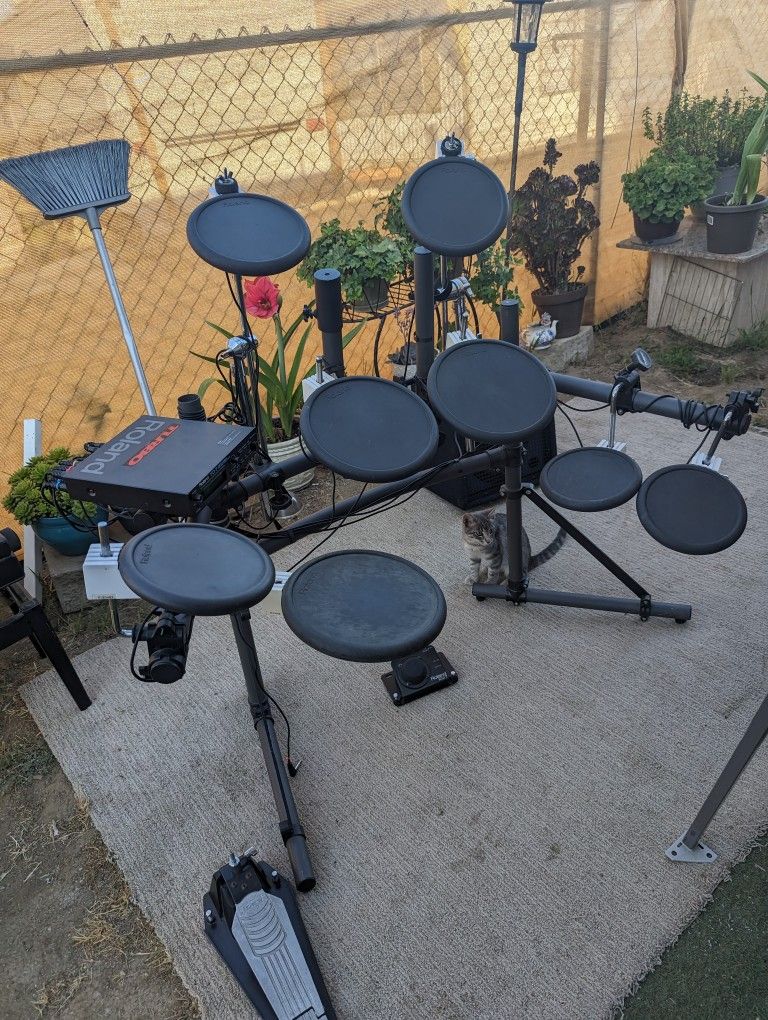Roland Electric Drum Set