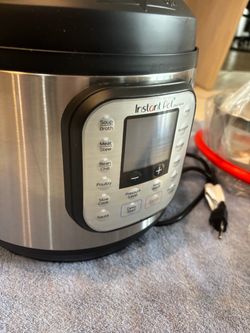 Instant Pot Duo Nova – NEW, Never Used