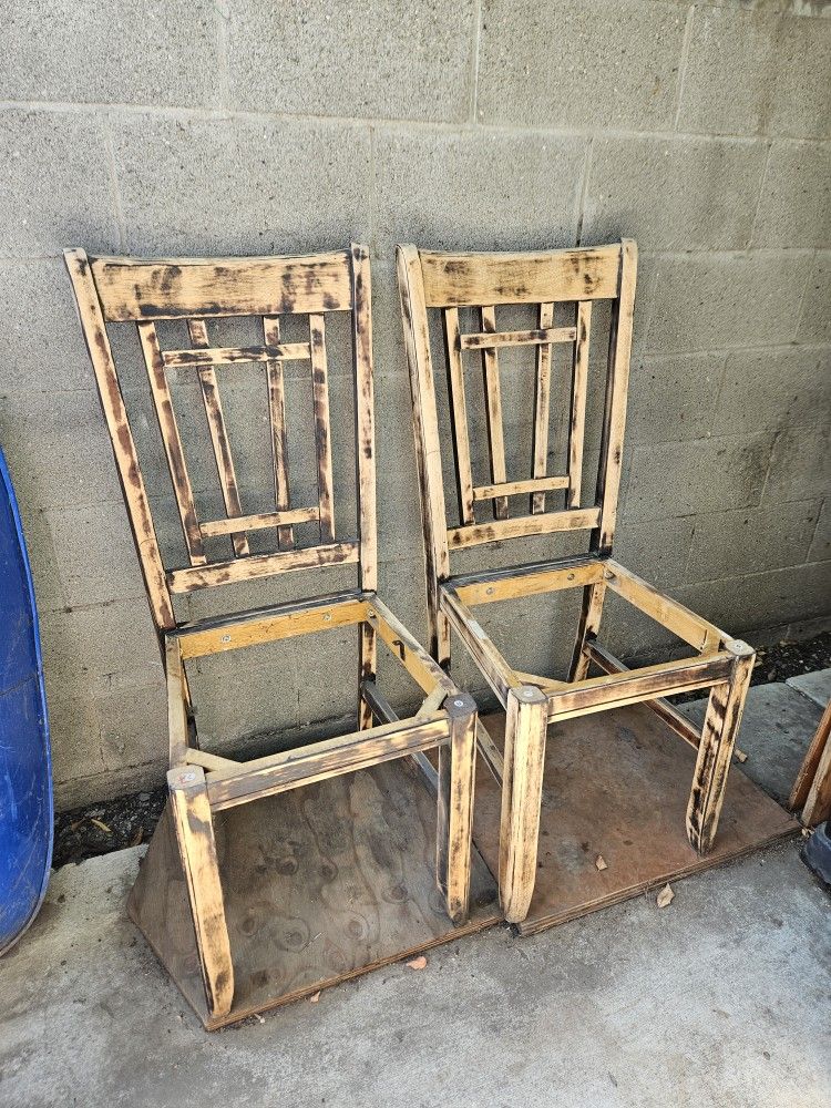 Chairs  4