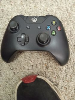 First Edition Xbox One Controller No Headphone Jack 