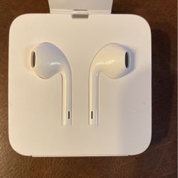 Apple Ear Pods 