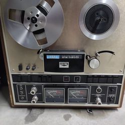 Vintage Stereo Equipment  Pioneer Marantz Akai Klipsch  RT Reel To Reel  Speakers 