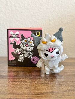 KUROMI MECHAGODZILLA #5 McDonalds Hello KittyxGodzilla Toy