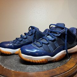 Jordan 11 Low Midnight Navy Size 13