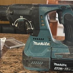 Makita Hammer Drill W/ 18v Battery 