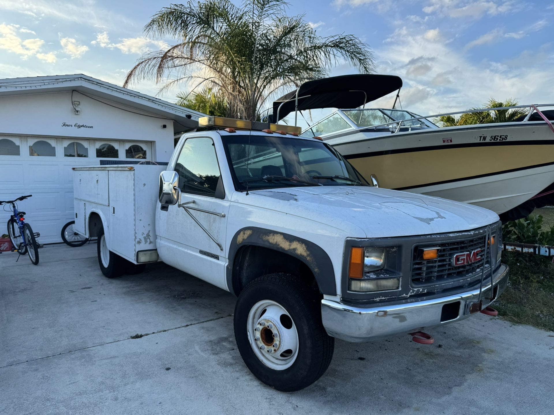 1999 GMC Dooley 5,000 OBO